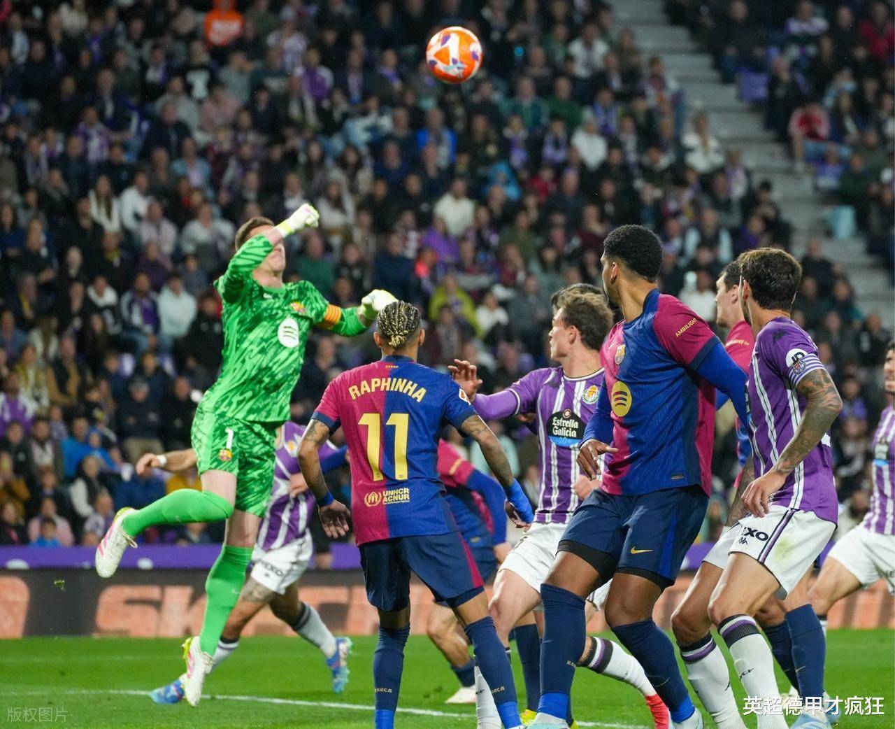 九游游戏平台官方下载巴萨门将多次救险，当选全场最佳球员，这是回复但是.