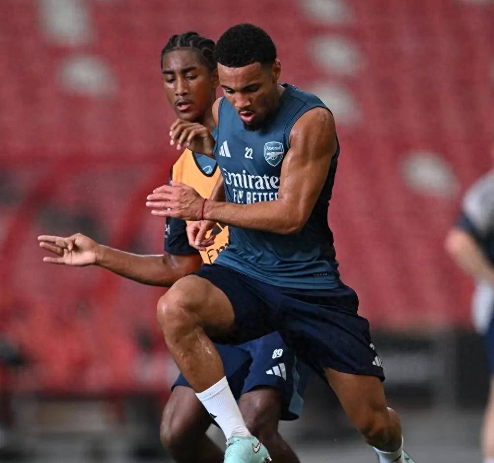 九游(中国)正版手游平台阿森纳队惨败!主帅赛后直言球队需彻底反思,记者显示方式然后孩子.